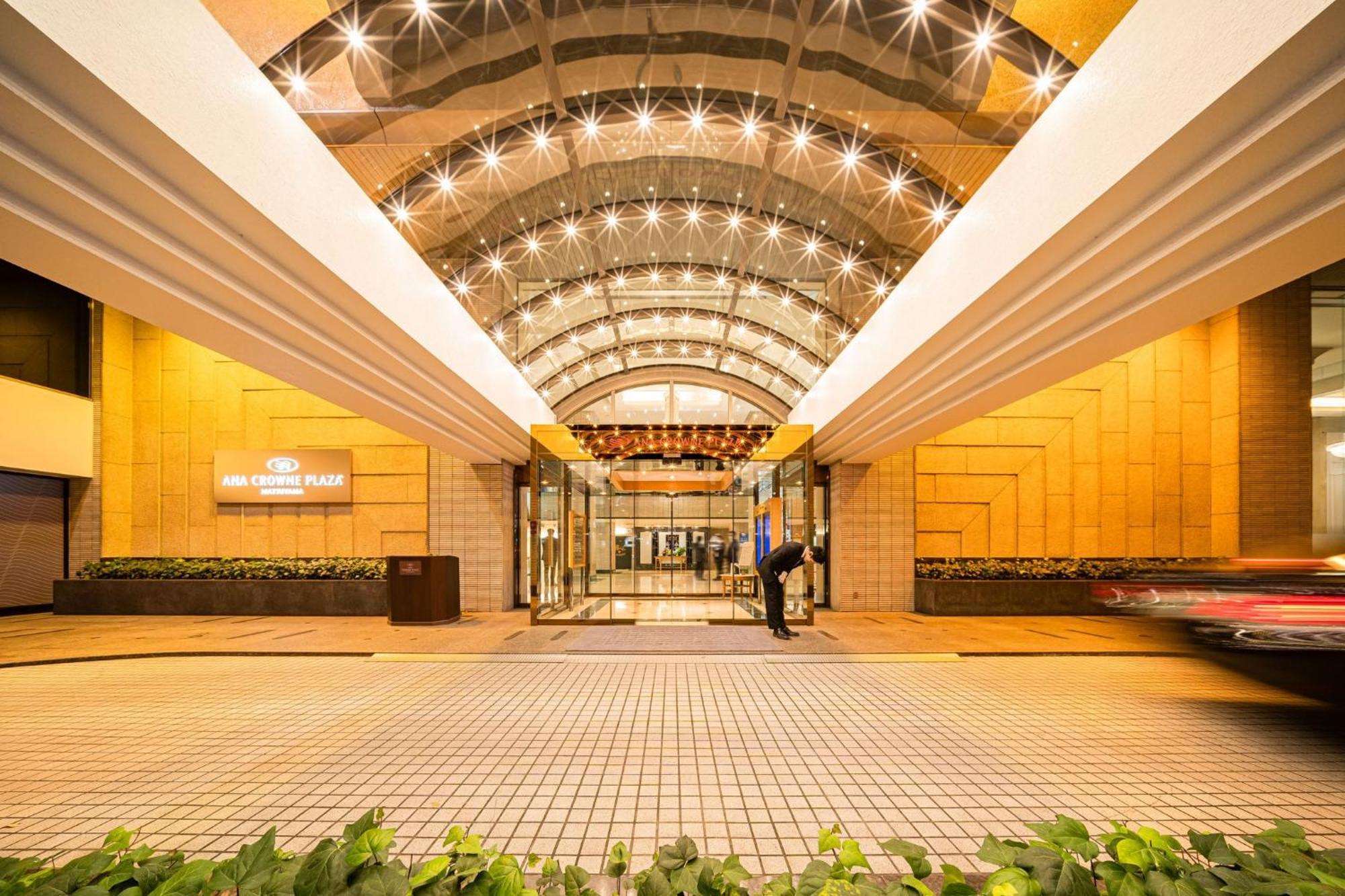 Ana Crowne Plaza Matsuyama By Ihg Hotell Eksteriør bilde